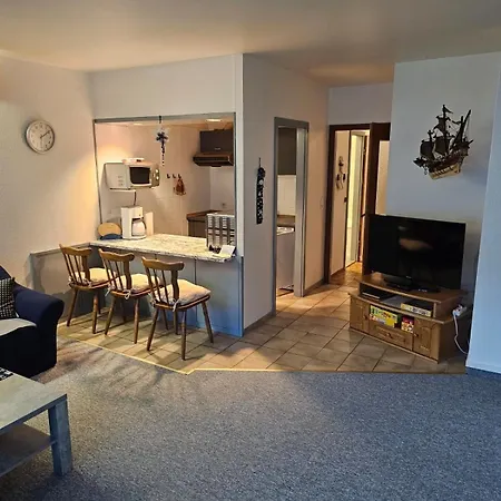 Hoffmann Apartment *